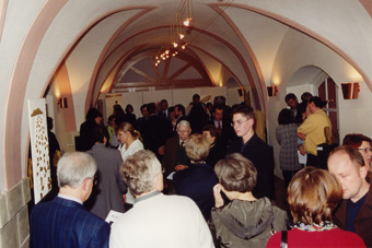 Sigri Jonak Vernissage Skulpturen, Sala Terrena Mödling, Bgm. Harald Lowaschek